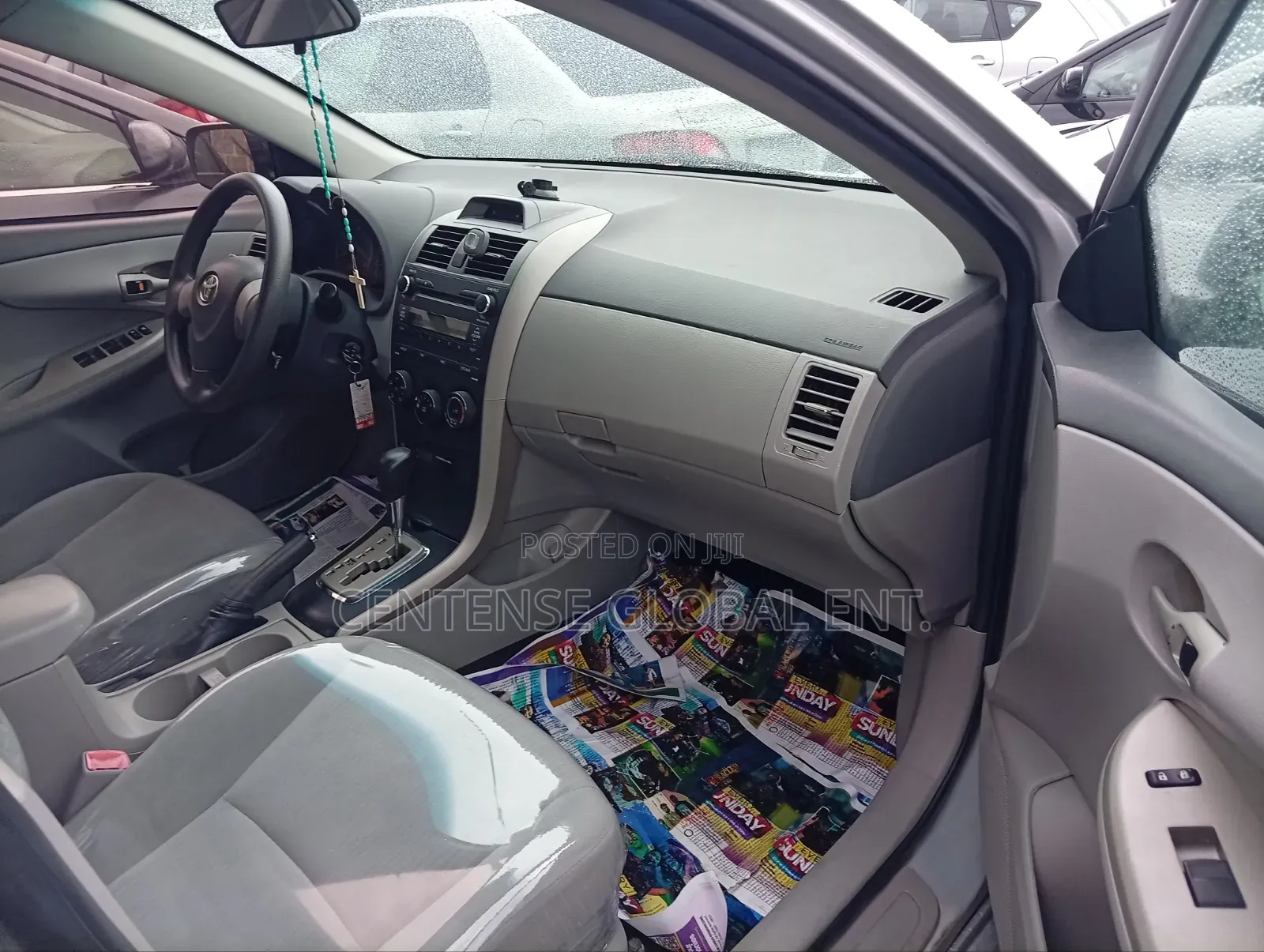 Toyota Corolla 2010 Silver