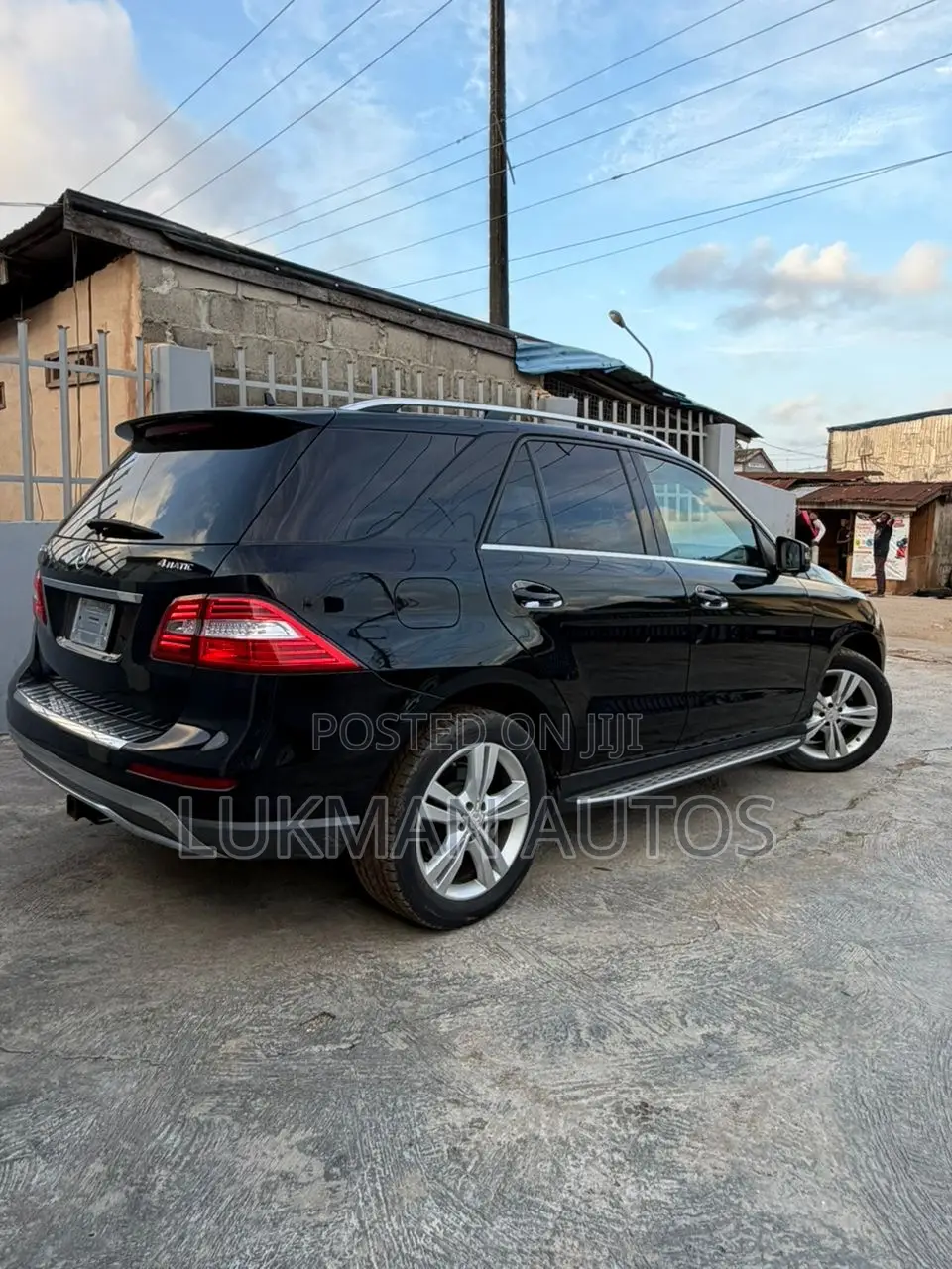 Mercedes-Benz M Class ML350 4MATIC 4dr SUV AWD (3.5L 6cyl 7A) 2014