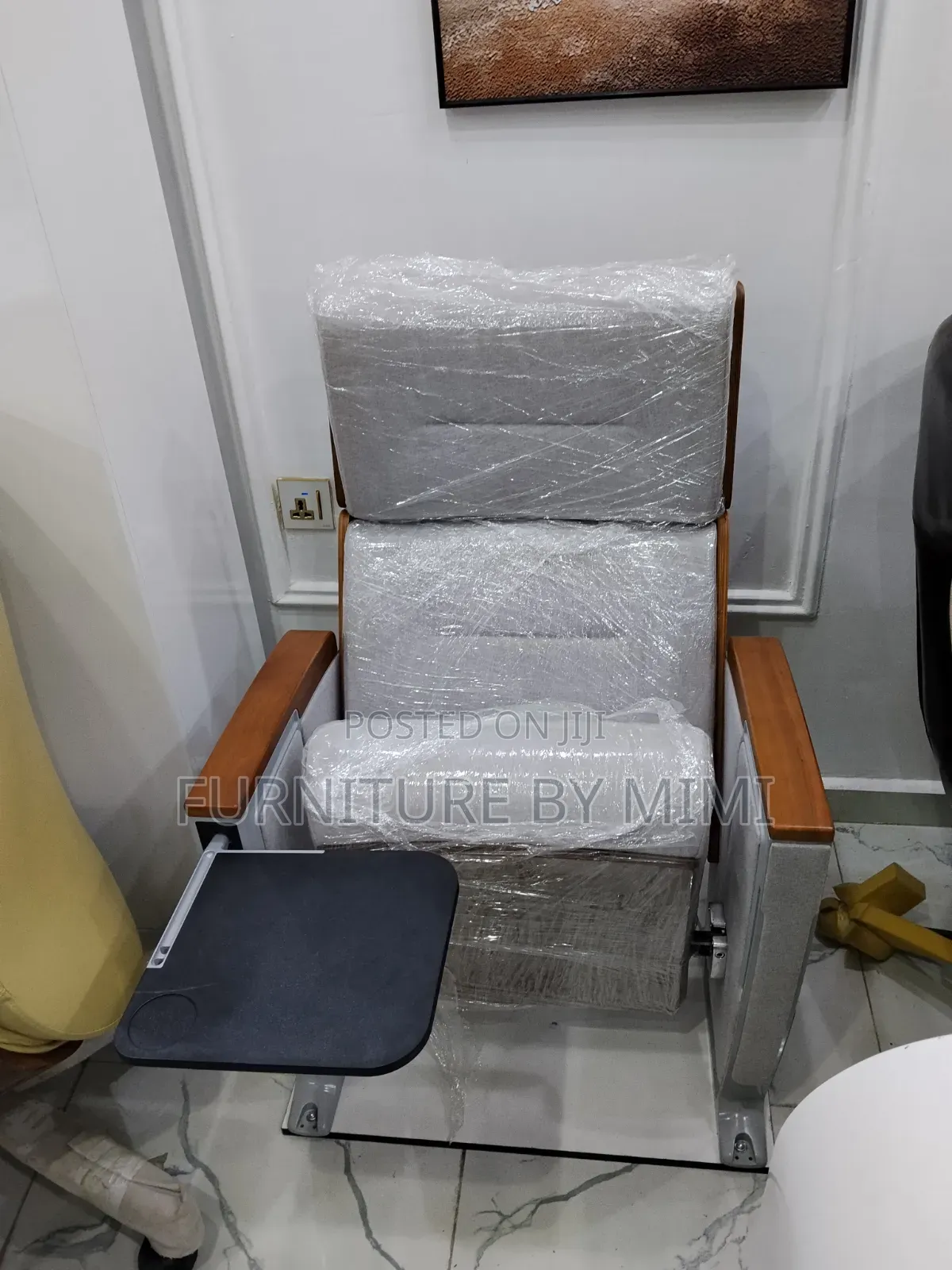 Brand New Premium Auditorium Chair With Foldable Writing Tablet