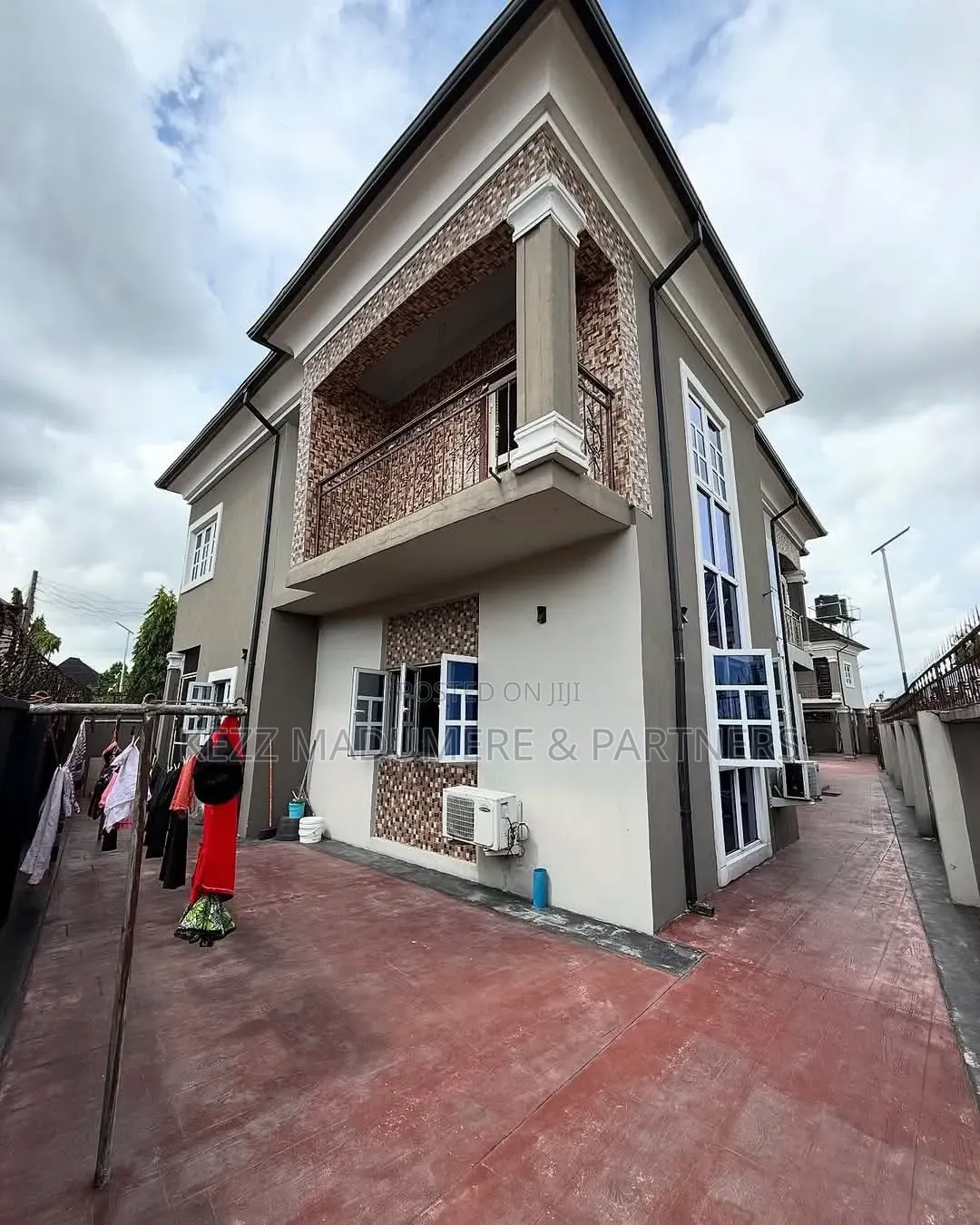 6bdrm Duplex in Farm Road 2 , Eliozu for sale