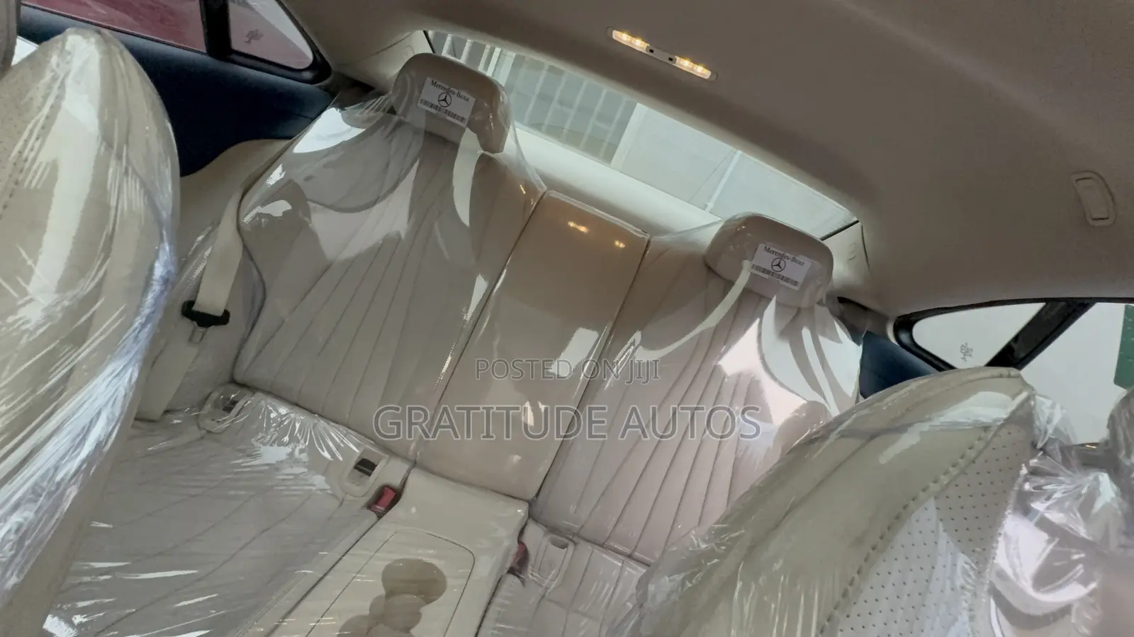 Mercedes-Benz E400 2017 Gold