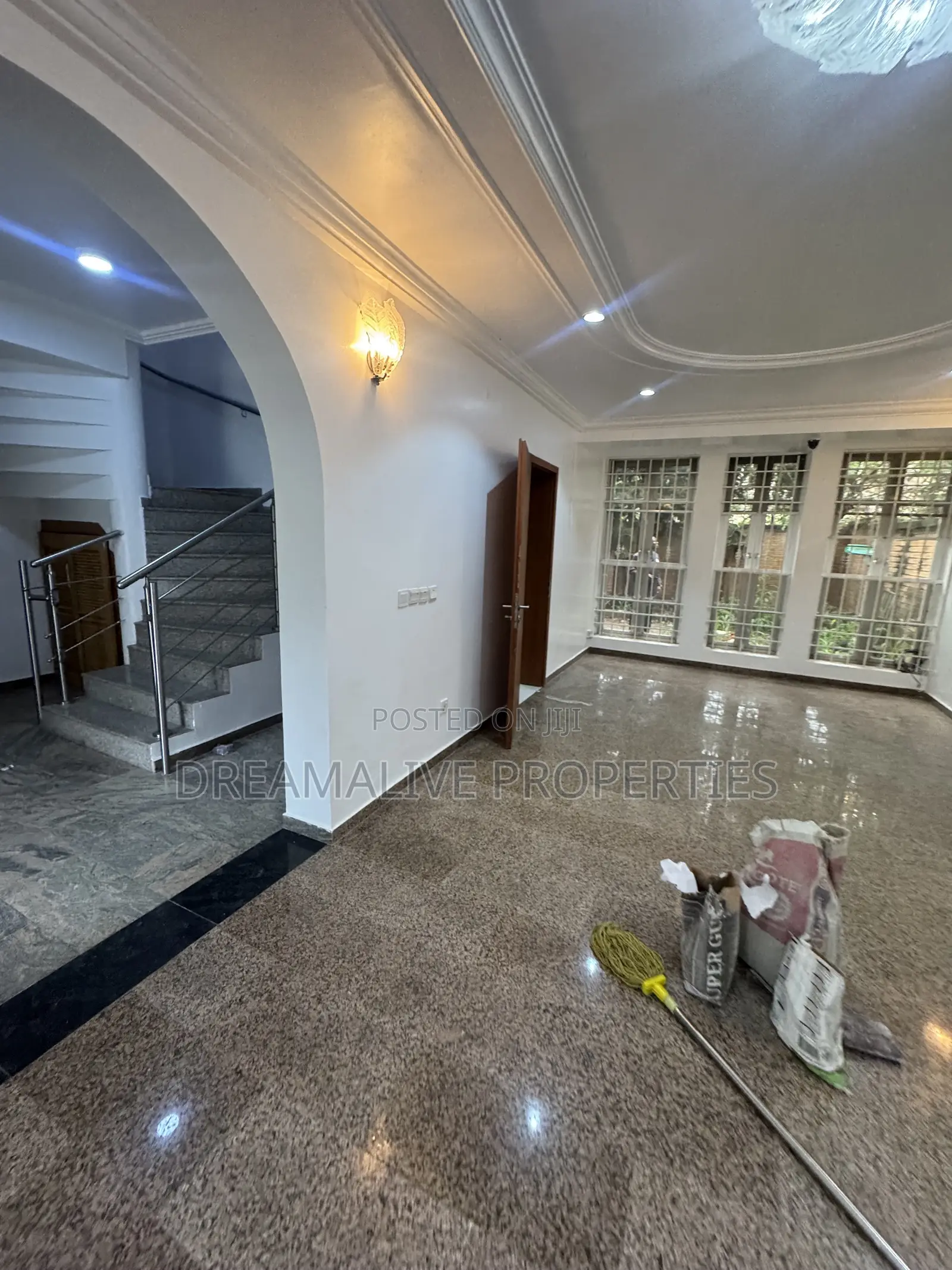 3bdrm Duplex in Maitama for rent