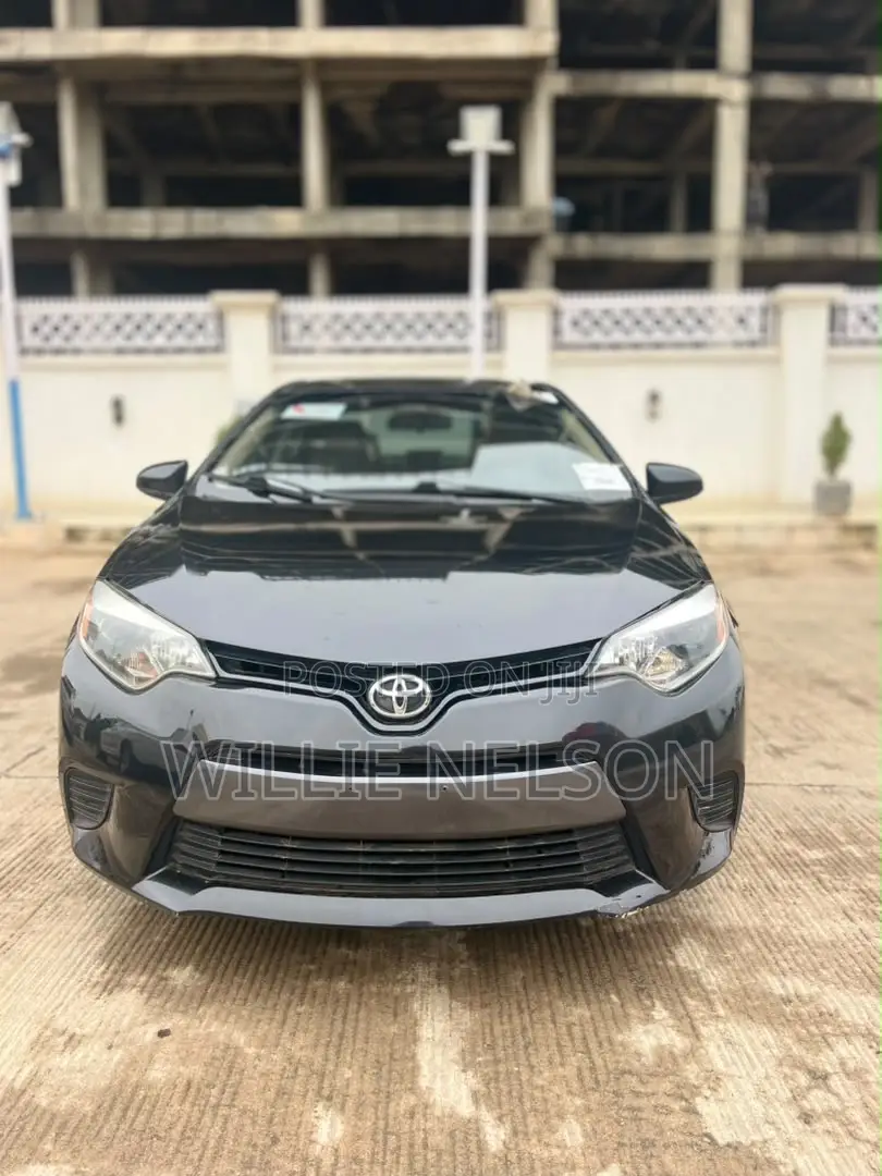 Toyota Corolla LE Premium 4dr Sedan (1.8L 4cyl CVT) 2015 Black