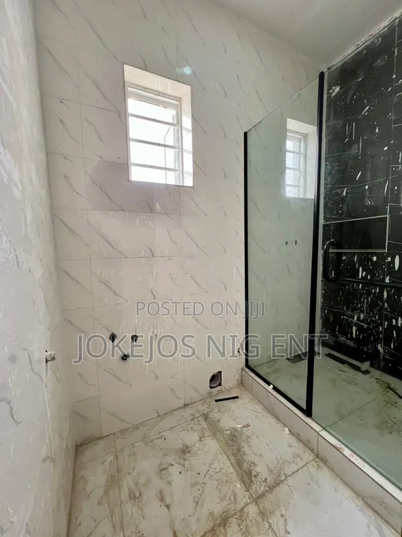 3bdrm Townhouse/Terrace in Sangotedo, Off Lekki-Epe Expressway for sale