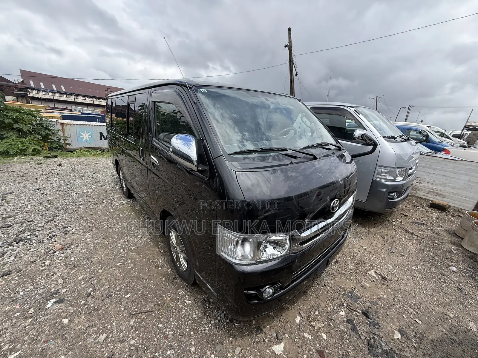 Toyota HiAce 2012 Black