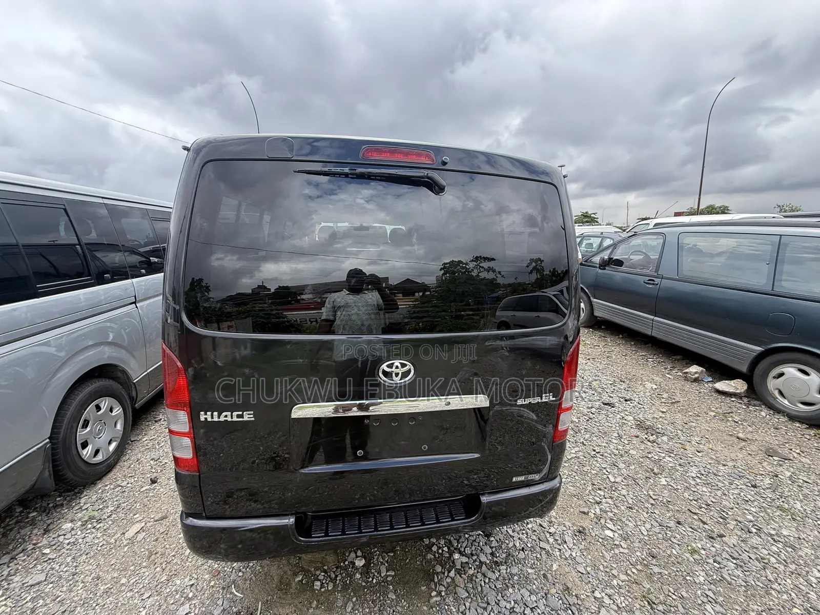 Toyota HiAce 2012 Black