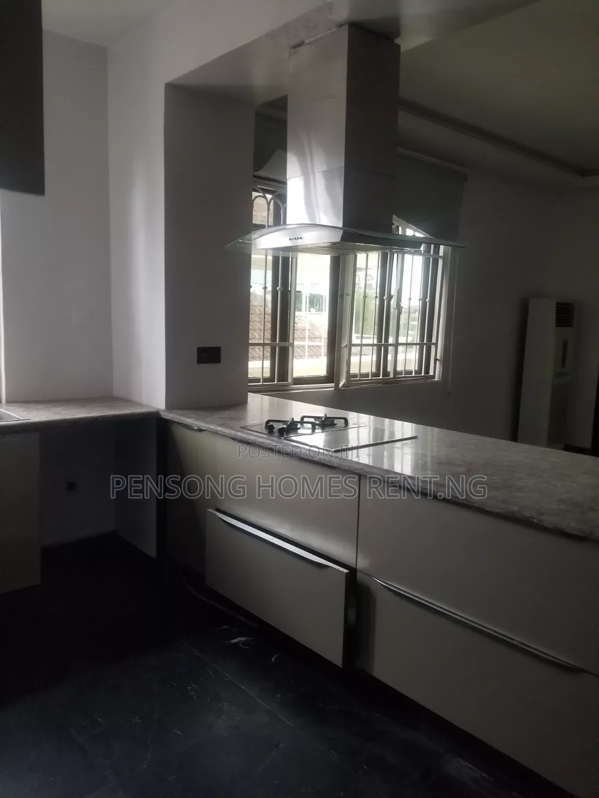 2bdrm Apartment in Banana Island for rent