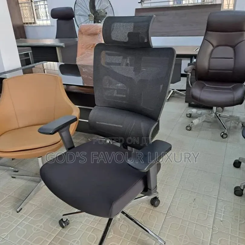 Ergonomic Office Swivel Mesh Chair