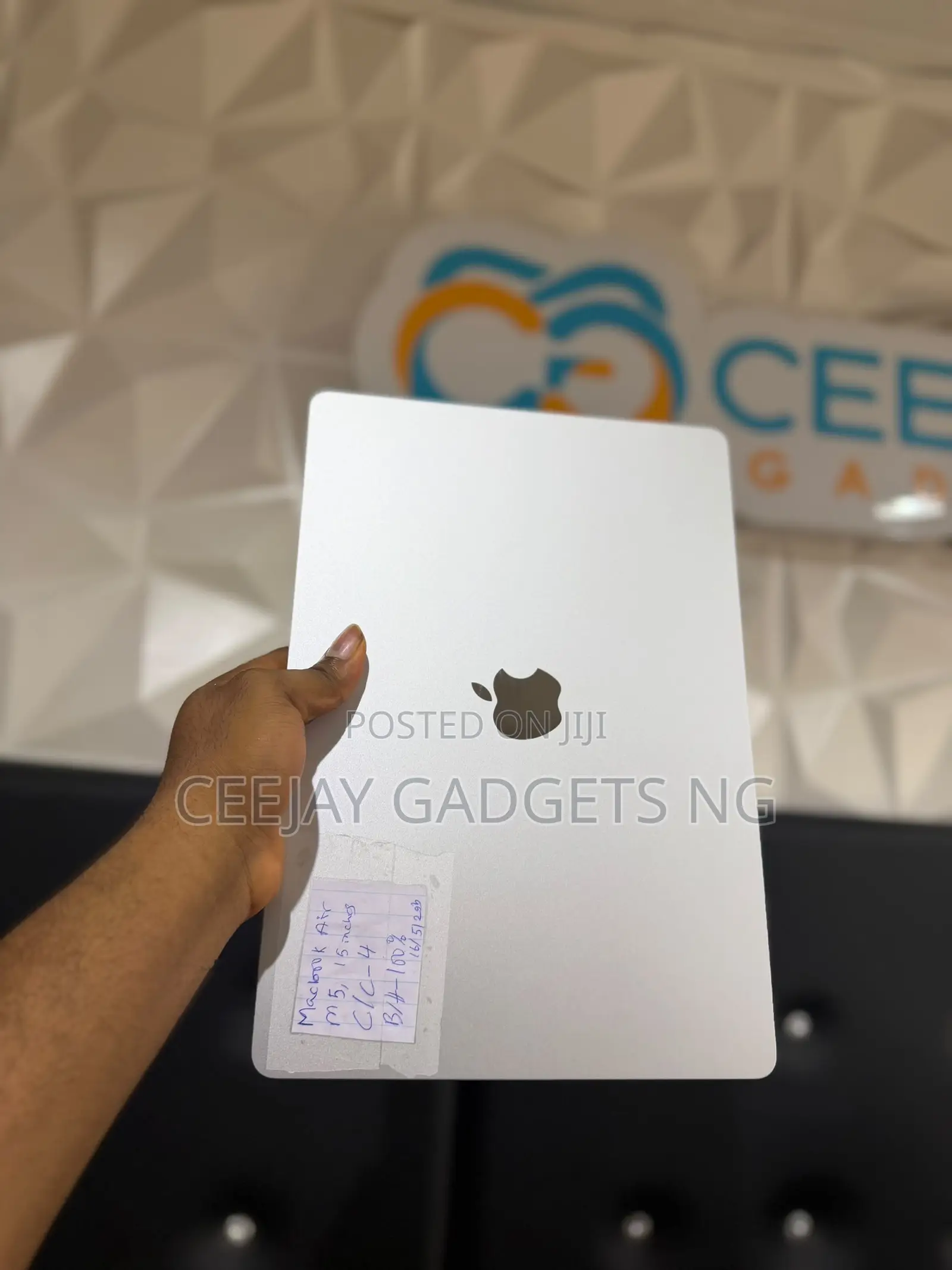 Laptop Apple MacBook Air 2026 M5 16GB Apple M5 SSD 512GB