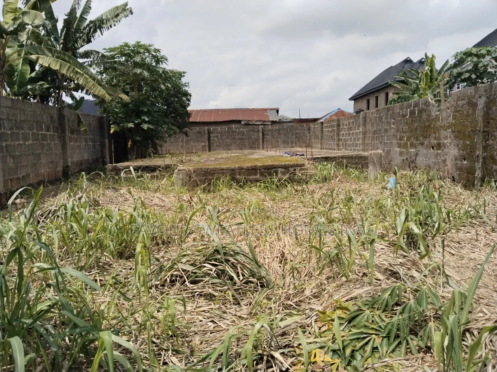 Half Plot of Land at Magboro via Ojodu Berger