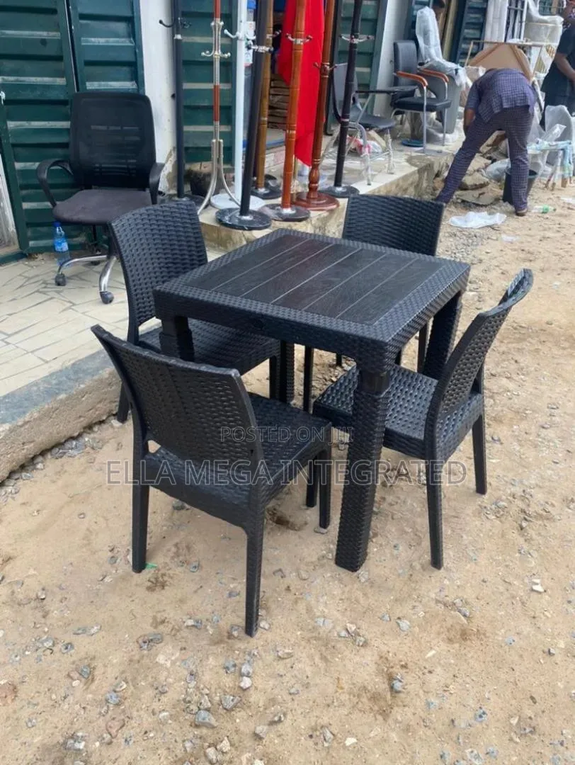 Rattan Table