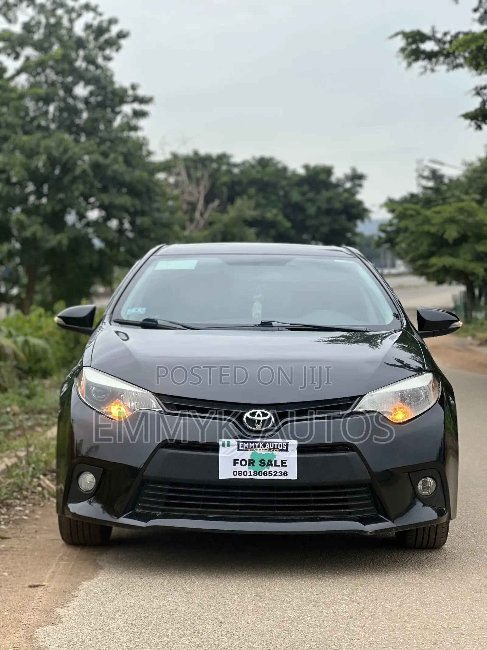 Toyota Corolla LE 4dr Sedan (1.8L 4cyl CVT) 2015 Black