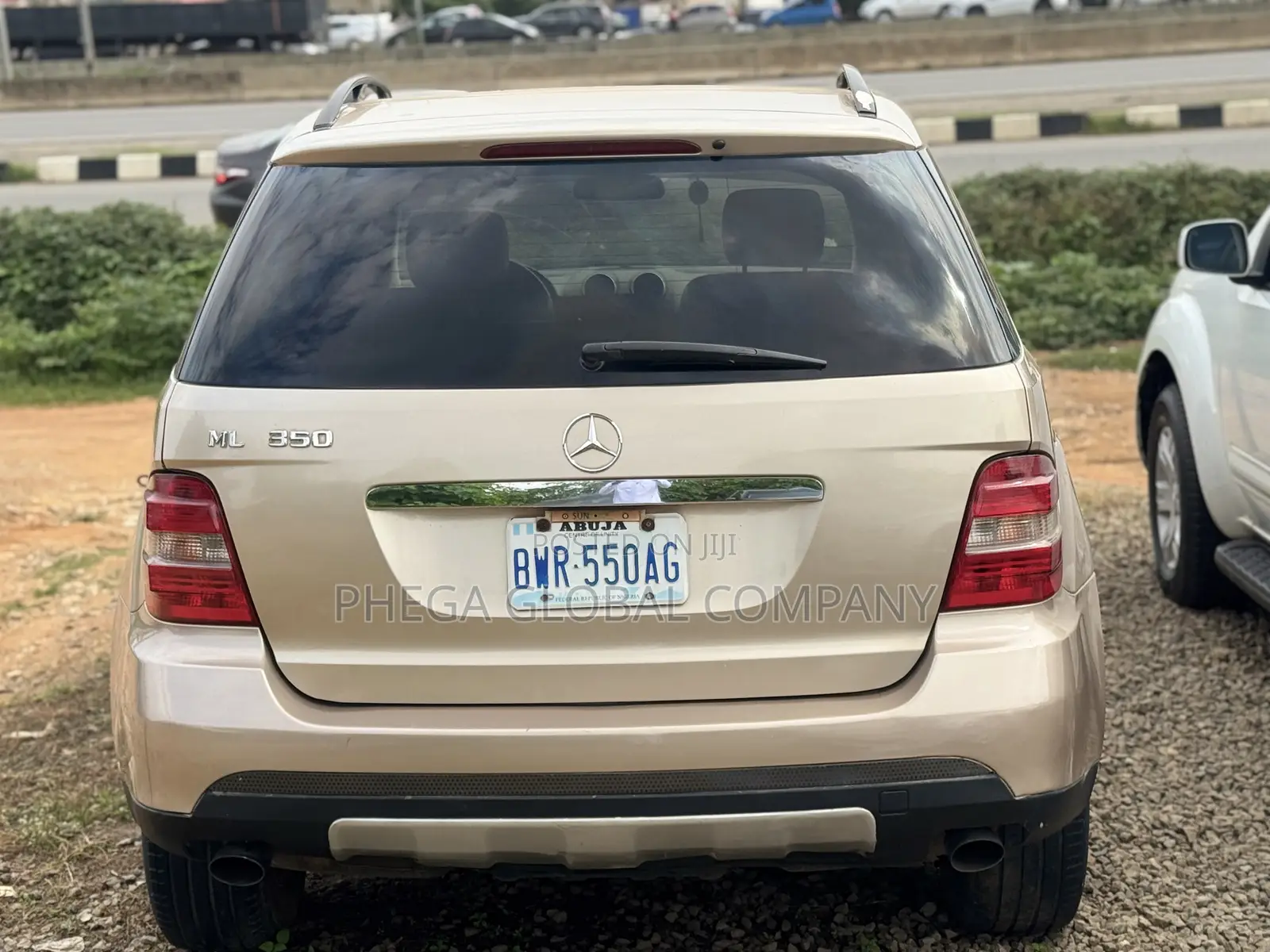 Mercedes-Benz M Class ML 350 AWD 4Matic (3.5L V6 7A) 2006 Gold