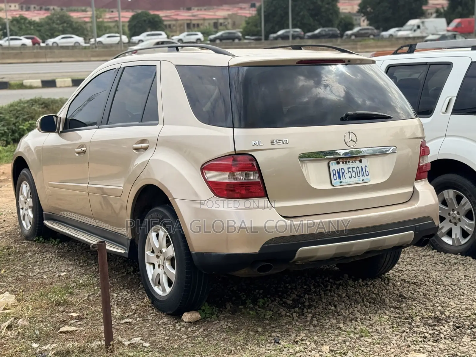 Mercedes-Benz M Class ML 350 AWD 4Matic (3.5L V6 7A) 2006 Gold