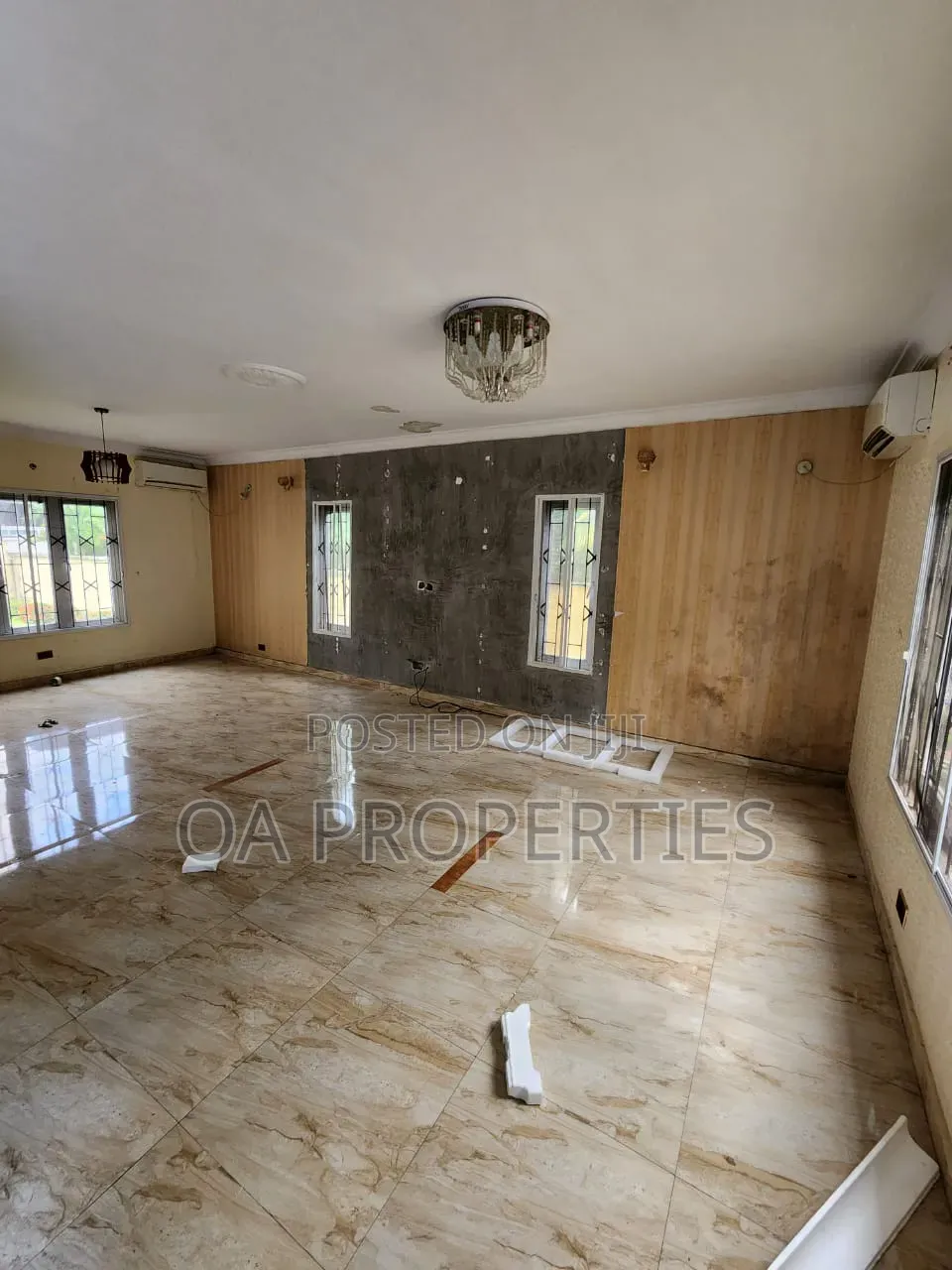 3bdrm Duplex in Onireke/Jericho Gra for rent