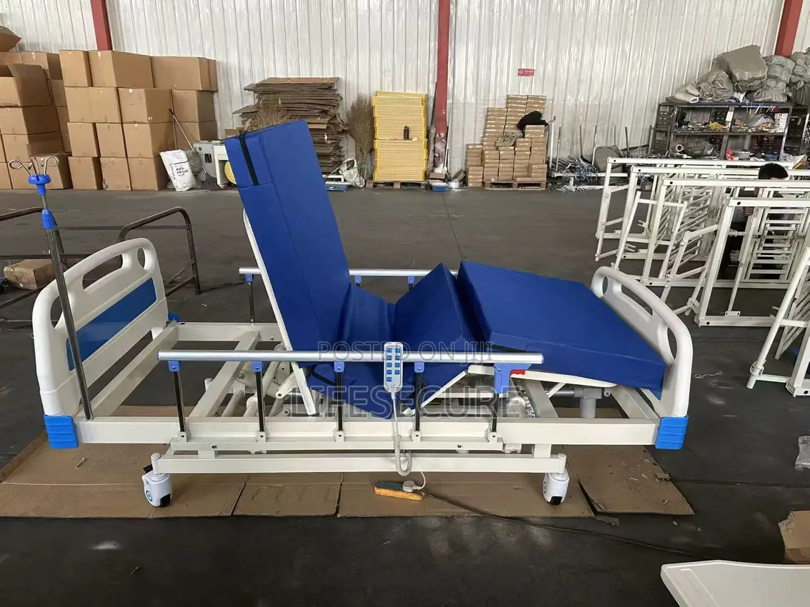 3 Function Electric Hospital Bed With Pressure Relief Mattress