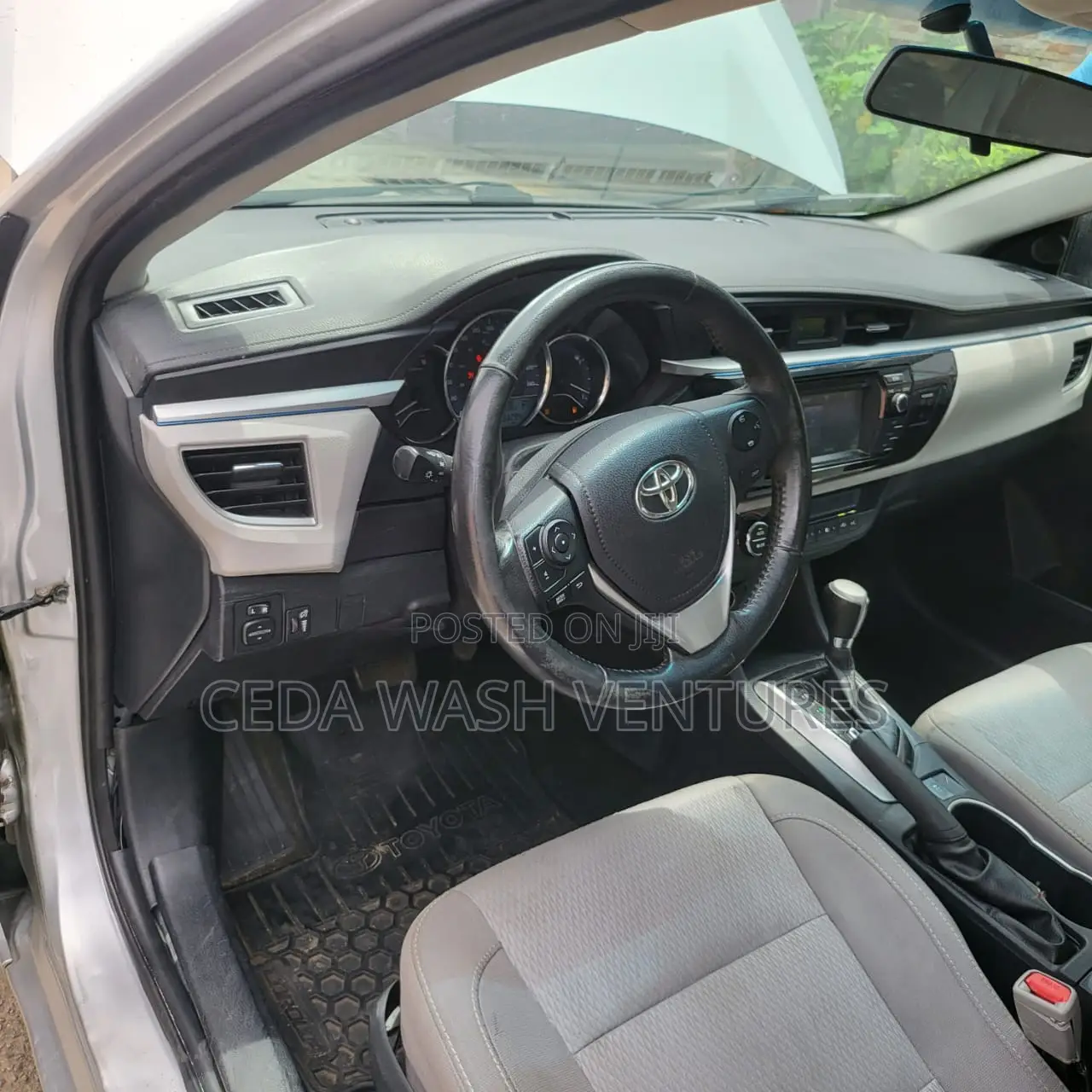 Toyota Corolla S Plus 4dr Sedan (1.8L 4cyl 6M) 2014 Silver