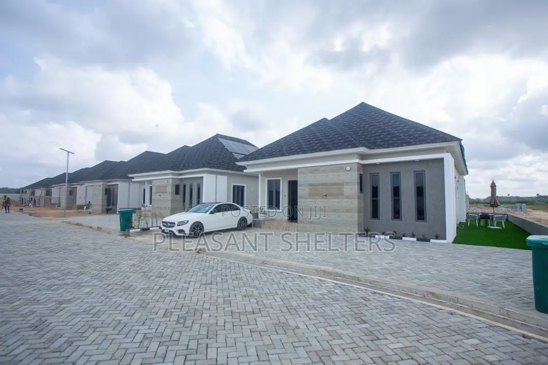 3bdrm Bungalow in Celebration Parkland, Eleko for sale