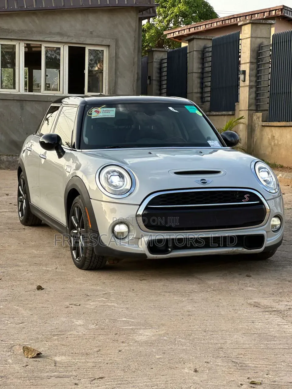 Mini Cooper 2018 Silver