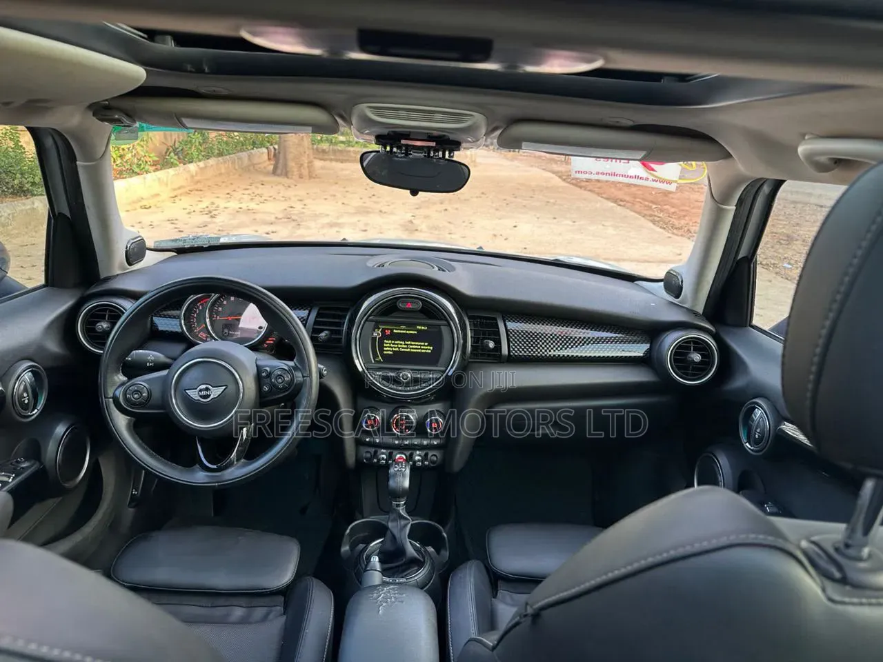 Mini Cooper 2018 Silver