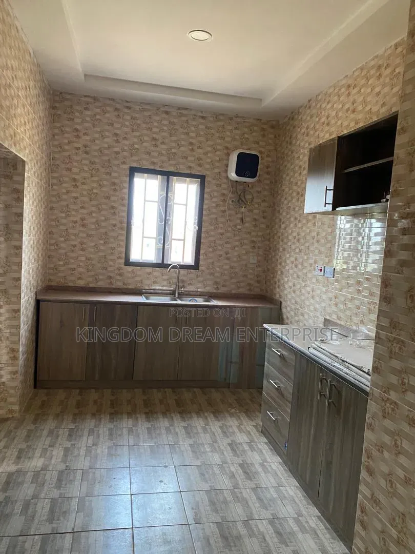 3bdrm Apartment in Gaduwa for sale