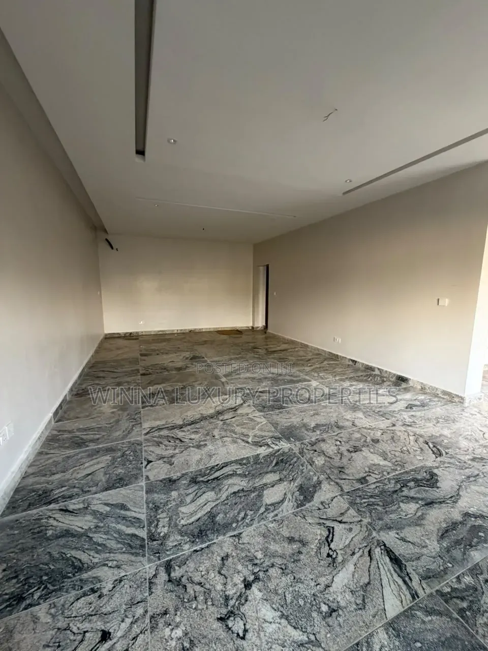 5bdrm Townhouse/Terrace in Jahi By Gilmor for sale