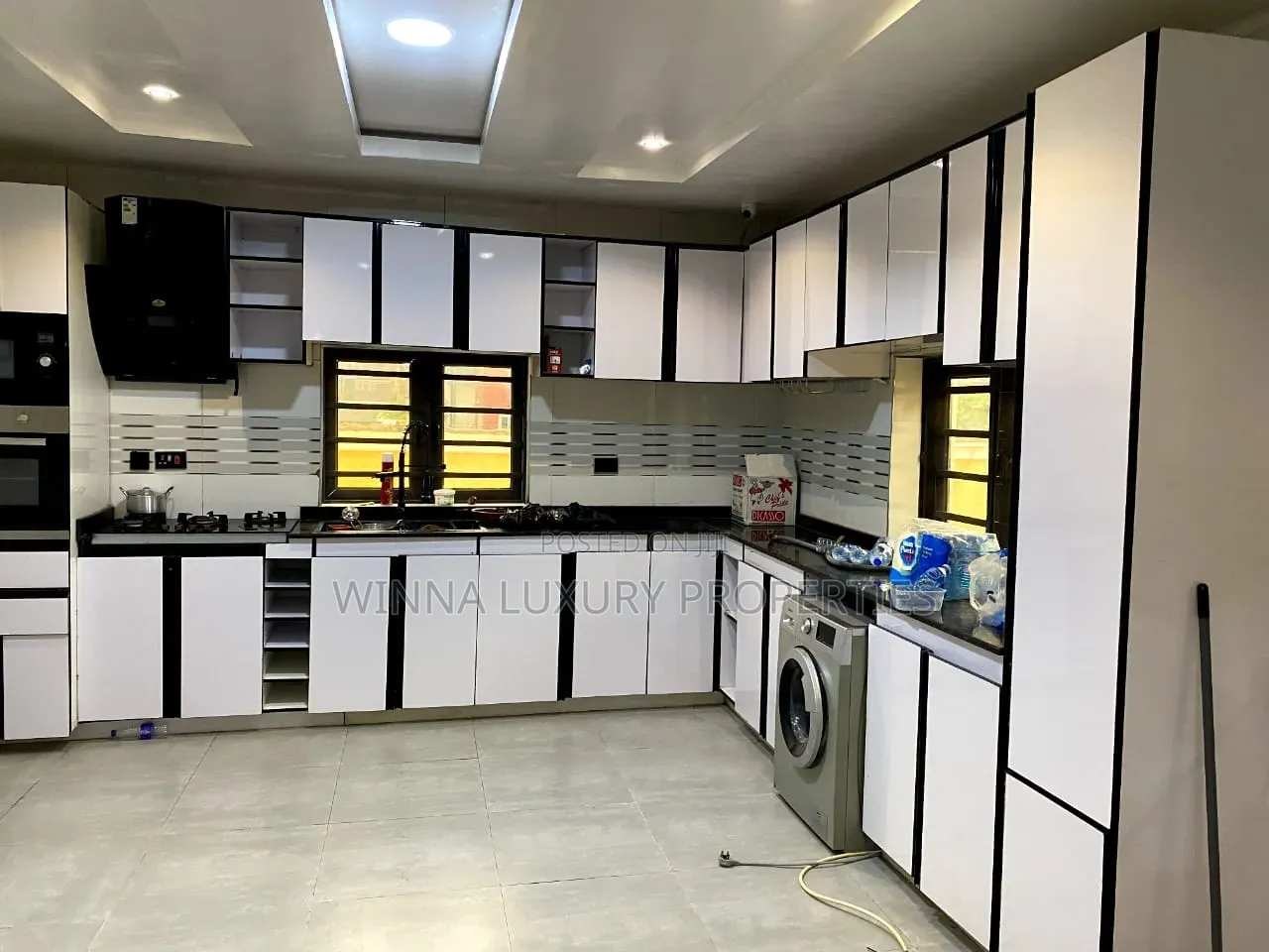 4bdrm Penthouse in New Planet Homes, Lugbe District for sale