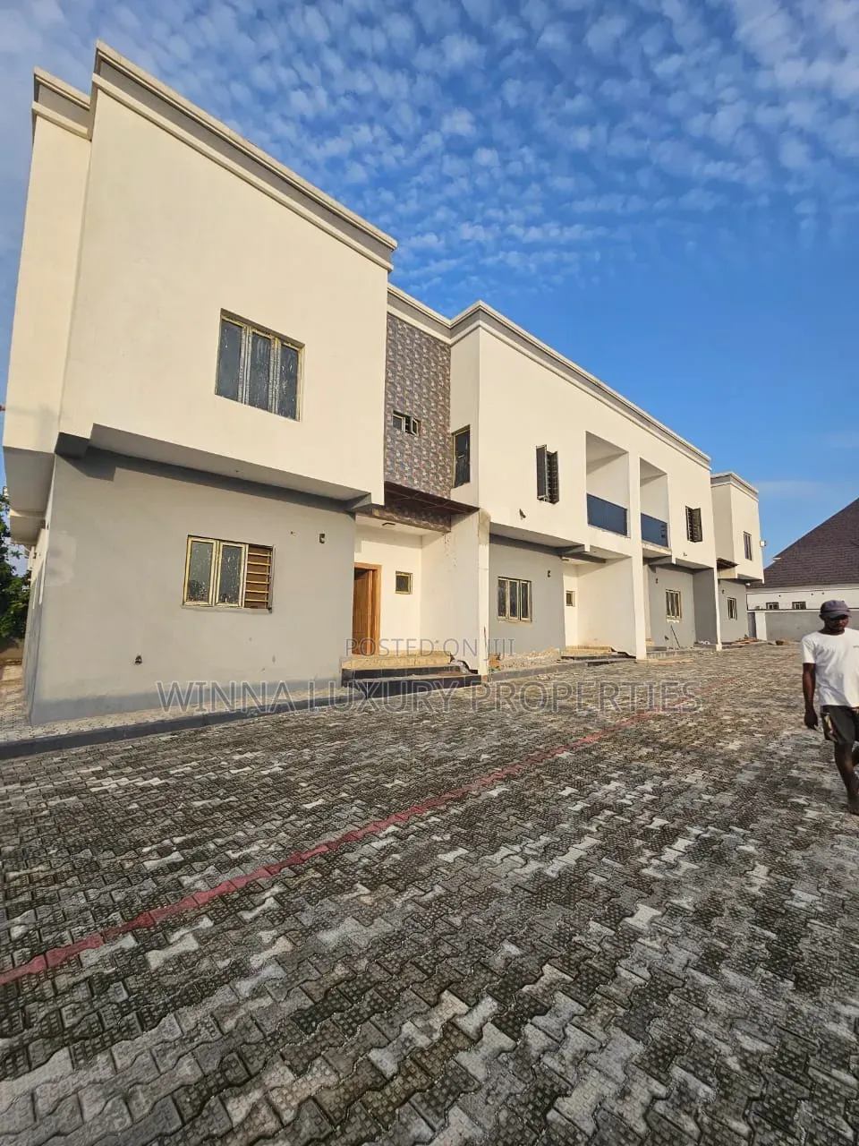 3bdrm Townhouse/Terrace in Behind Dunamis, Lugbe District for sale