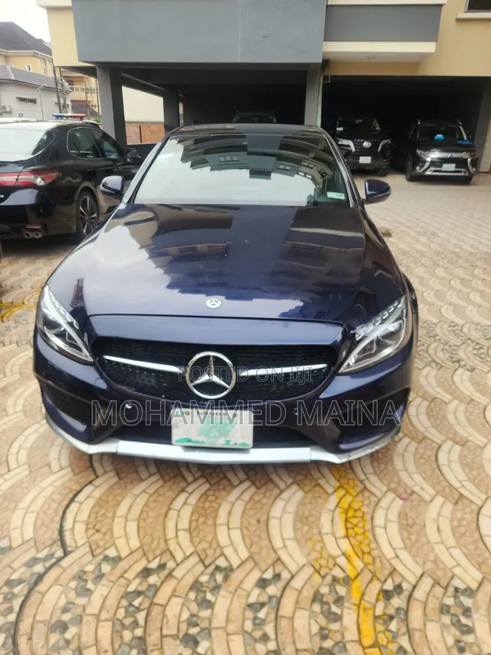 Mercedes-Benz C300 2018 Blue