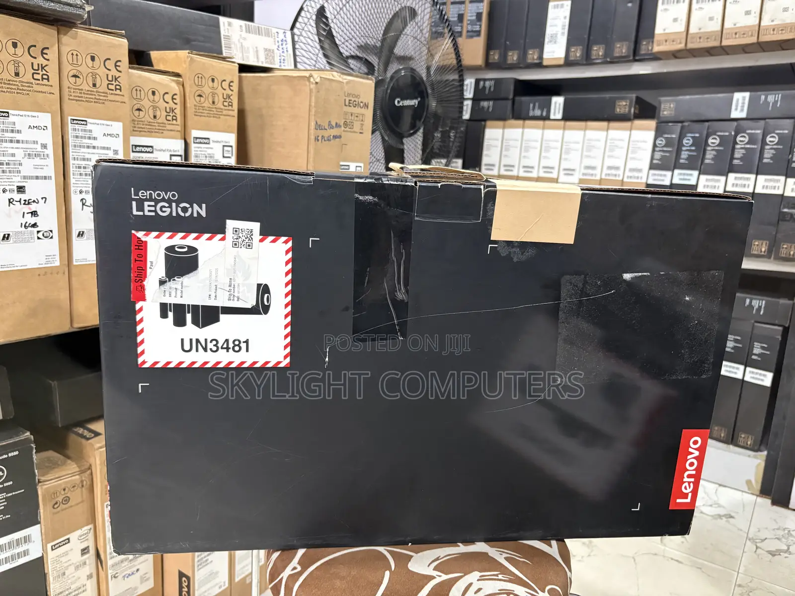 New Laptop Lenovo Legion 7 32GB Intel Core Ultra 9 SSD 1T