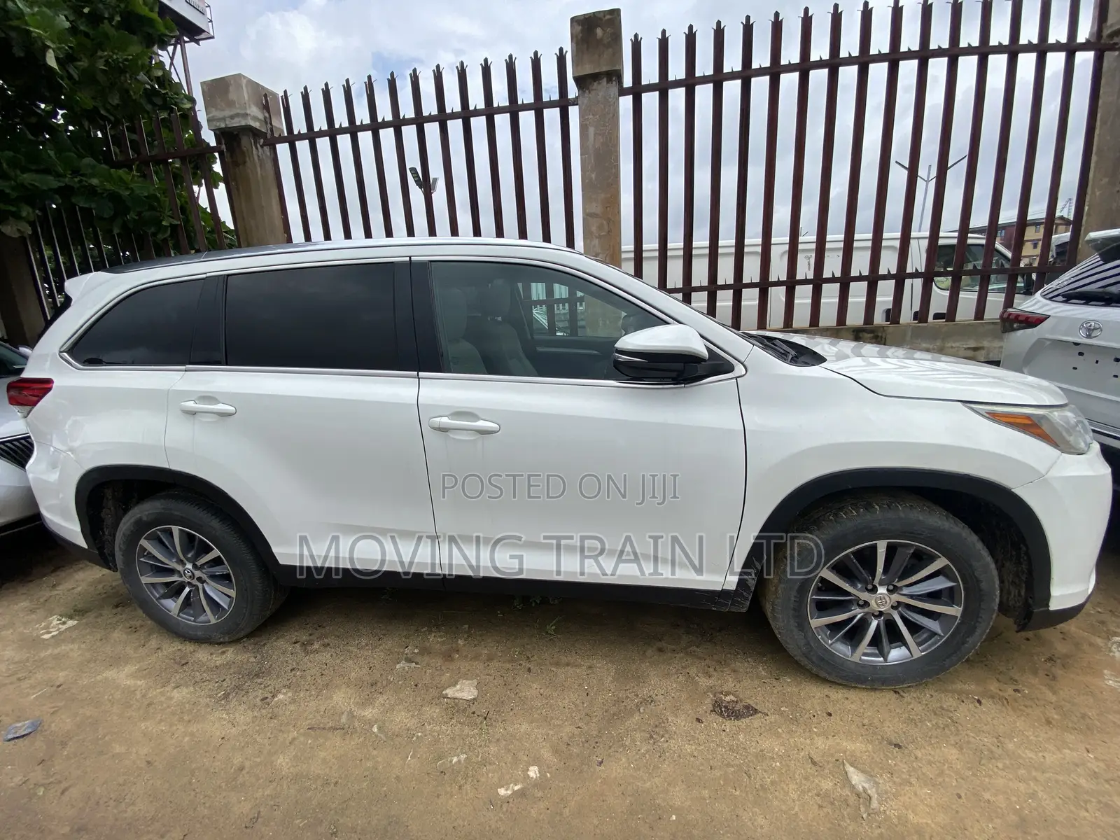 Toyota Highlander XLE 2019 White
