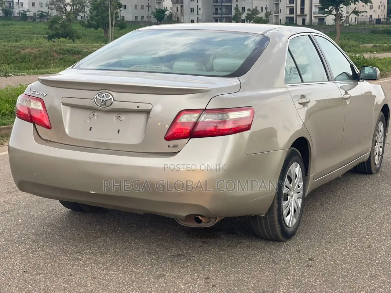 Toyota Camry LE 4dr Sedan (2.4L 4cyl 5A) 2008 Gold