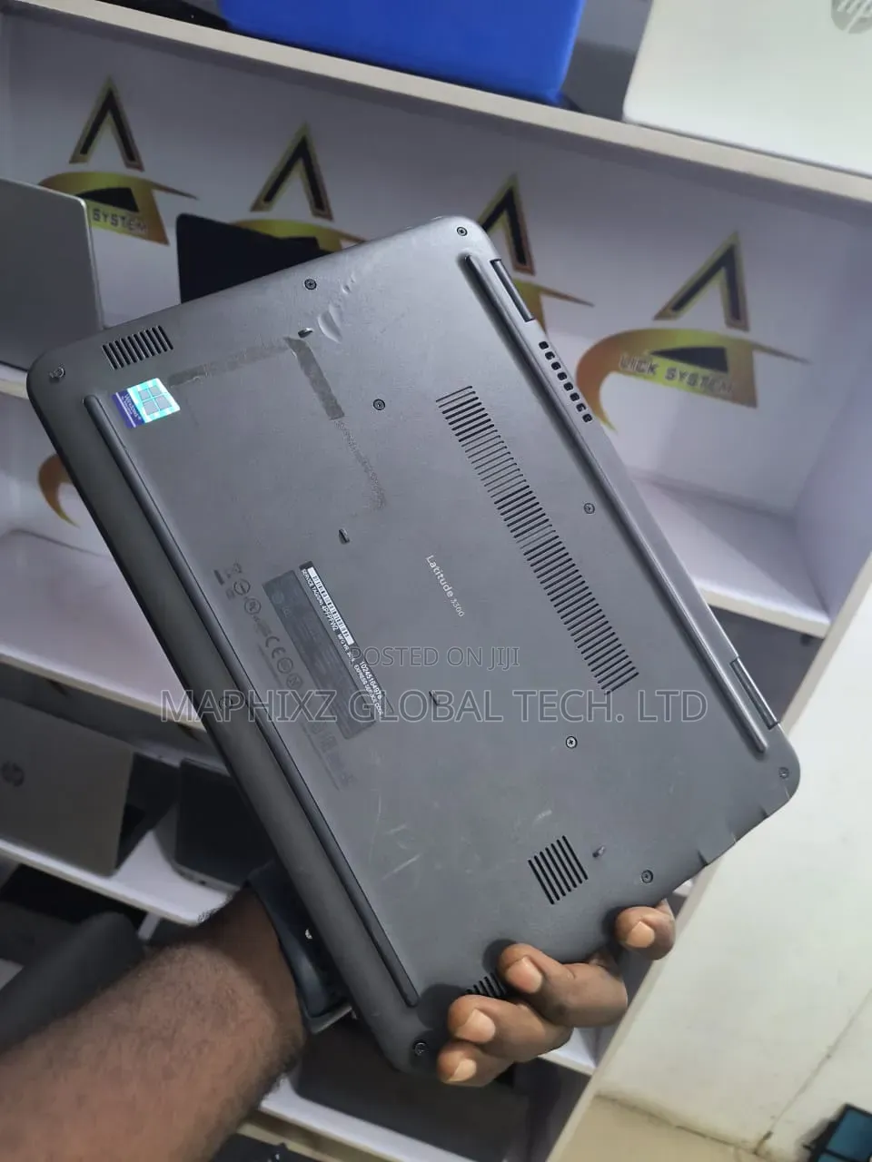 Laptop Dell Latitude 3300 4GB Intel Core i3 SSD 128GB