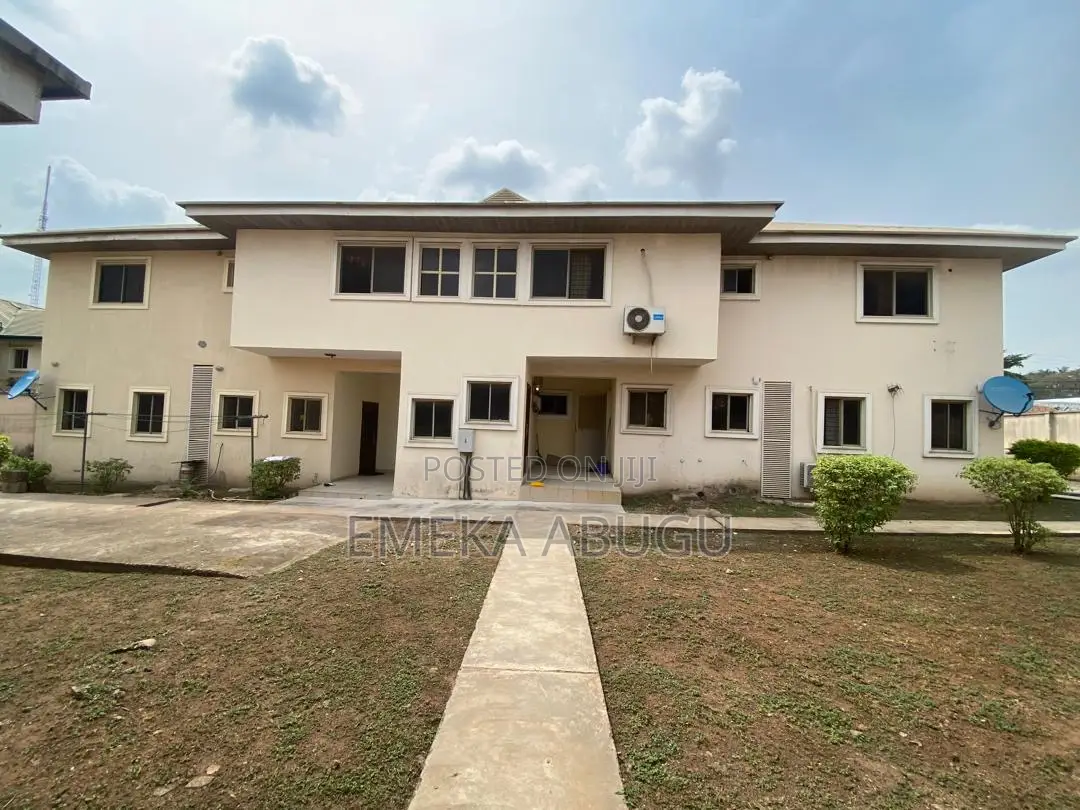 5bdrm Duplex in Agodi for sale