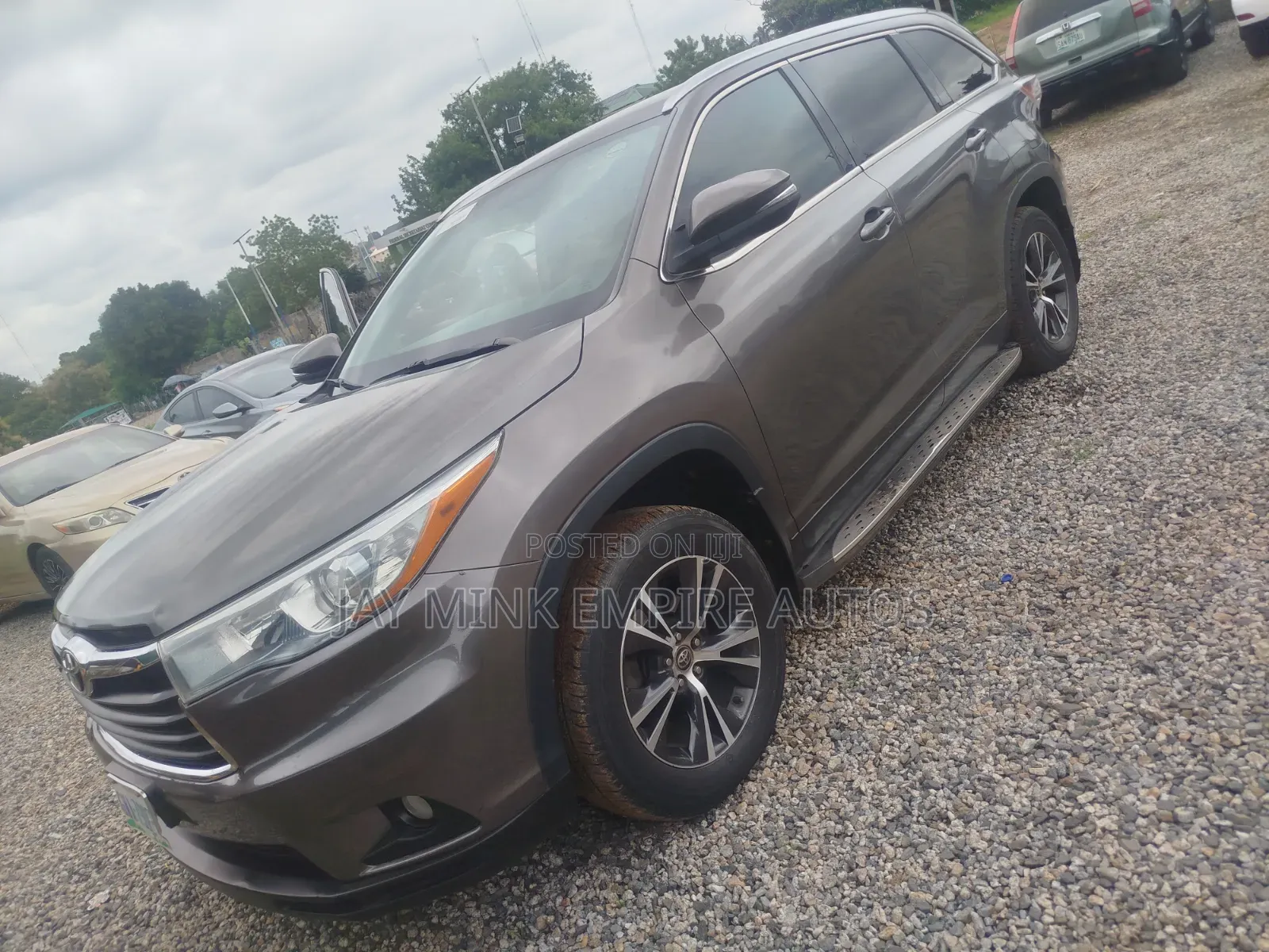 Toyota Highlander 2016 Brown