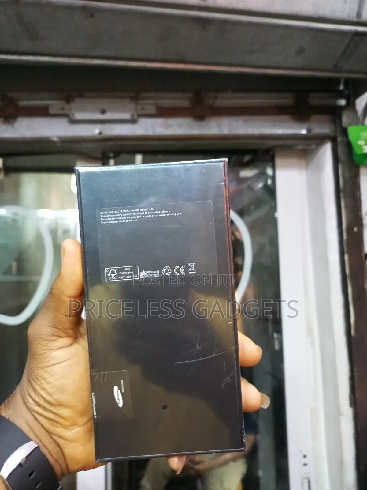 New Samsung Galaxy S22 Ultra 5G 256 GB Black