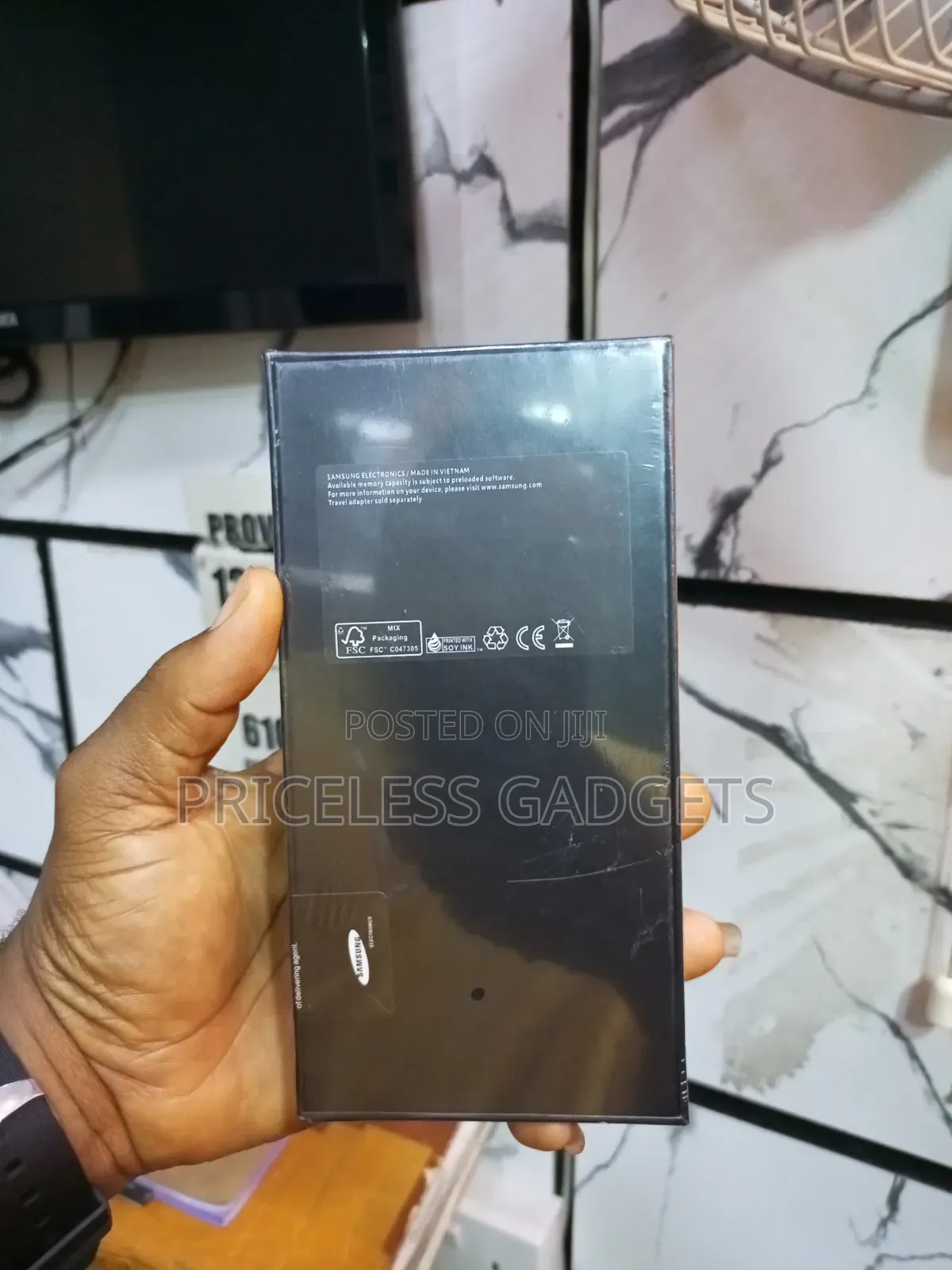 New Samsung Galaxy S22 Ultra 5G 256 GB Black