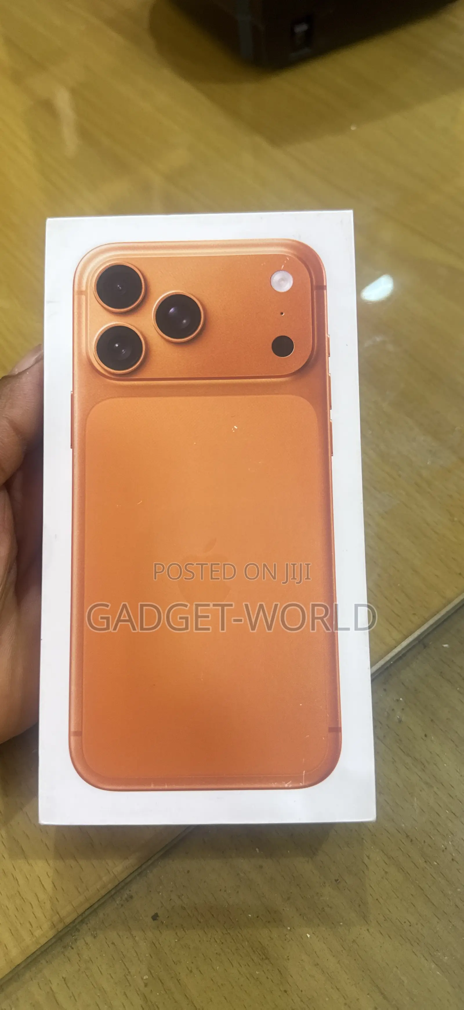 New Apple iPhone 17 Pro Max 1 TB Orange