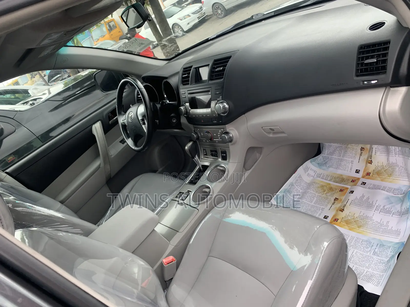 Toyota Highlander Limited 2012 Gray