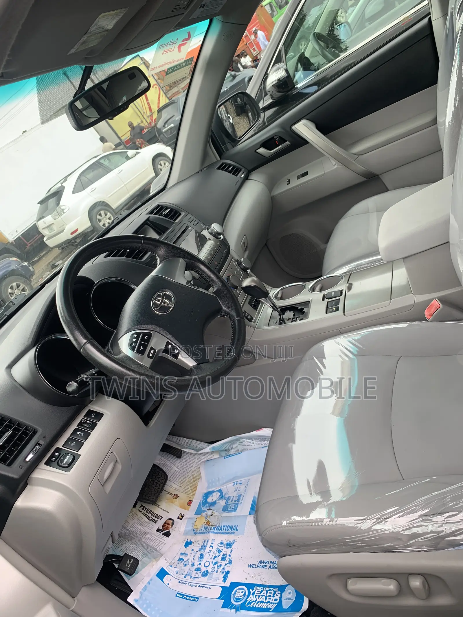 Toyota Highlander Limited 2012 Gray