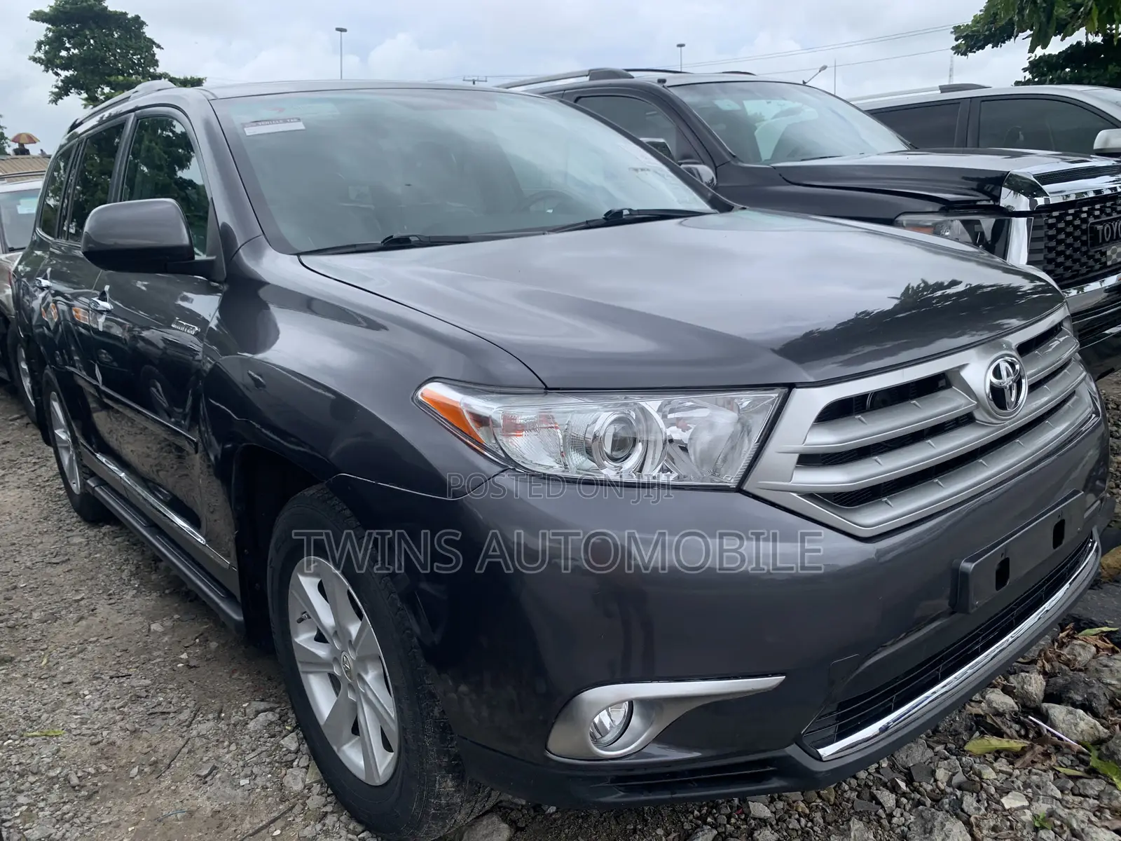 Toyota Highlander Limited 2012 Gray