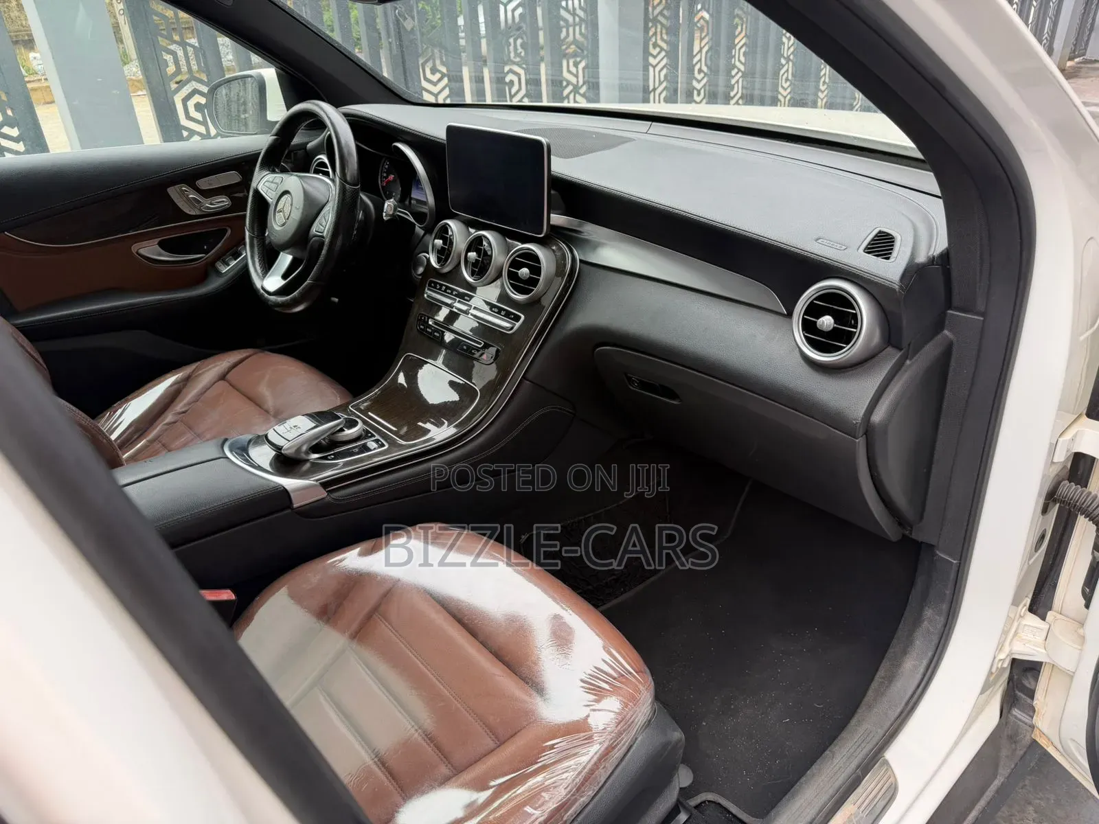Mercedes-Benz GLC-Class 2017 White