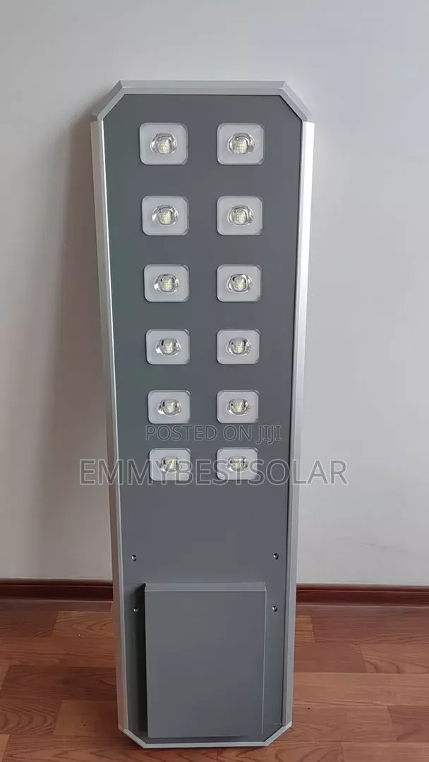 600w 12eyes Metallic Body Solar Street Light