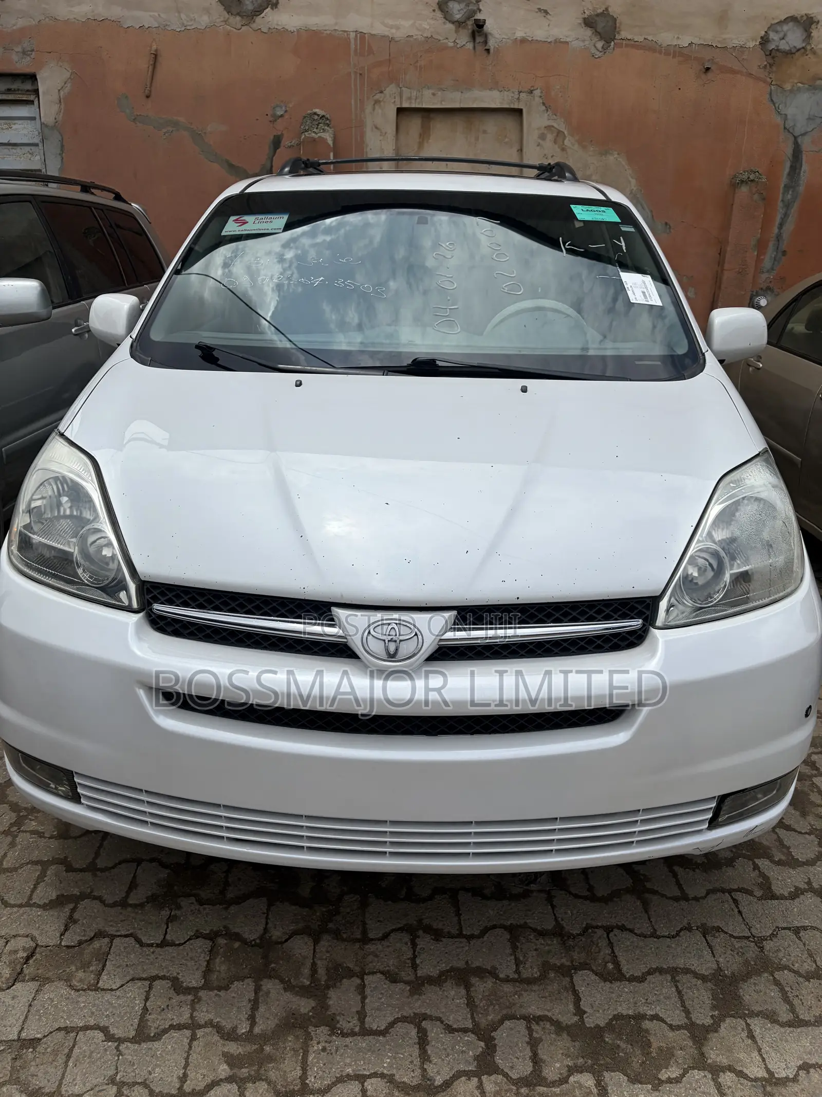 Toyota Sienna XLE Limited AWD 2005 White
