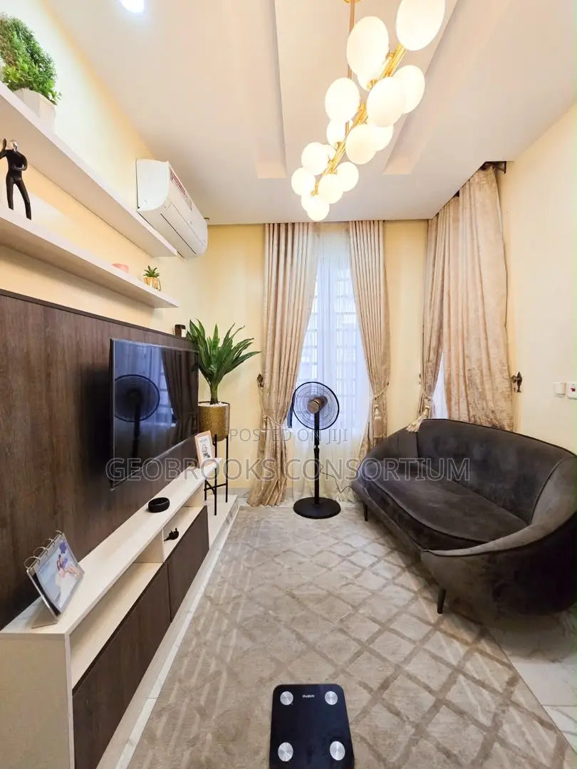 Furnished 4bdrm Duplex in Aerodrome Gra, Samonda for rent