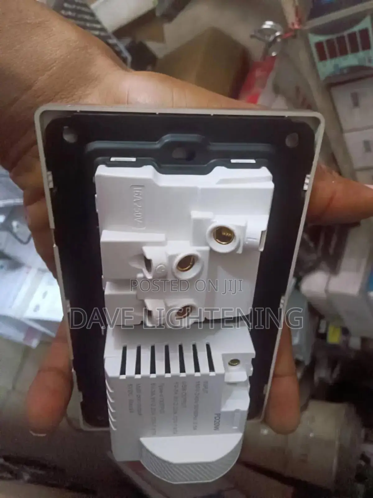 Multi-Purpose Wall Socket With Type-C and Usb Port for Fast Charging