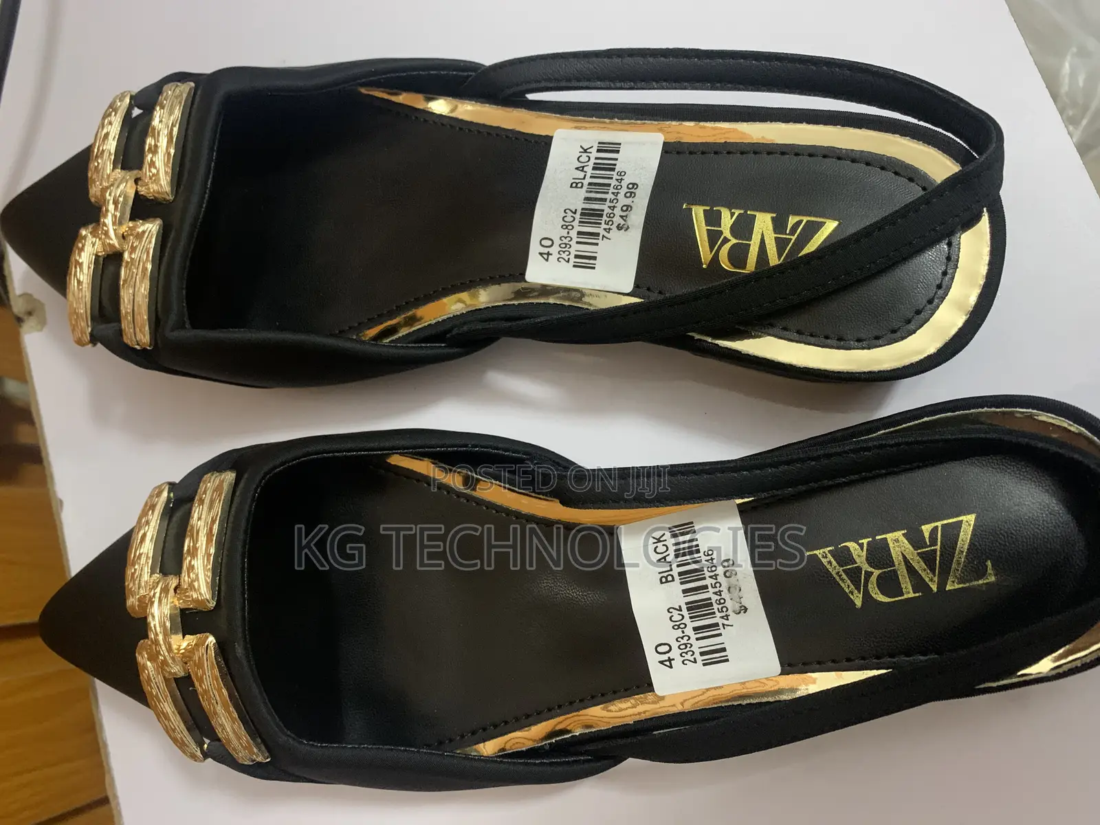 Ladies Flat Shoe