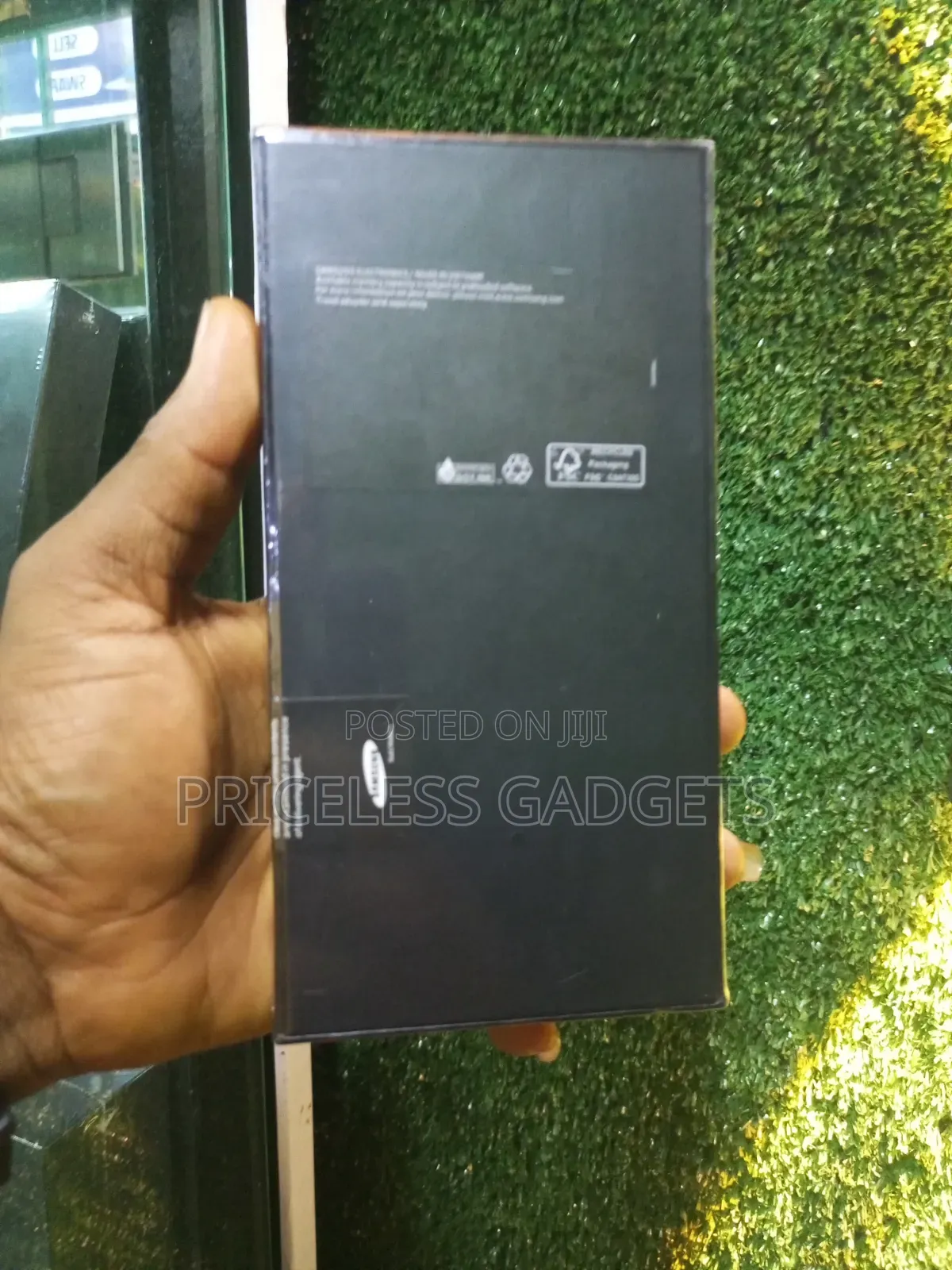 New Samsung Galaxy S22 Ultra 256 GB Black