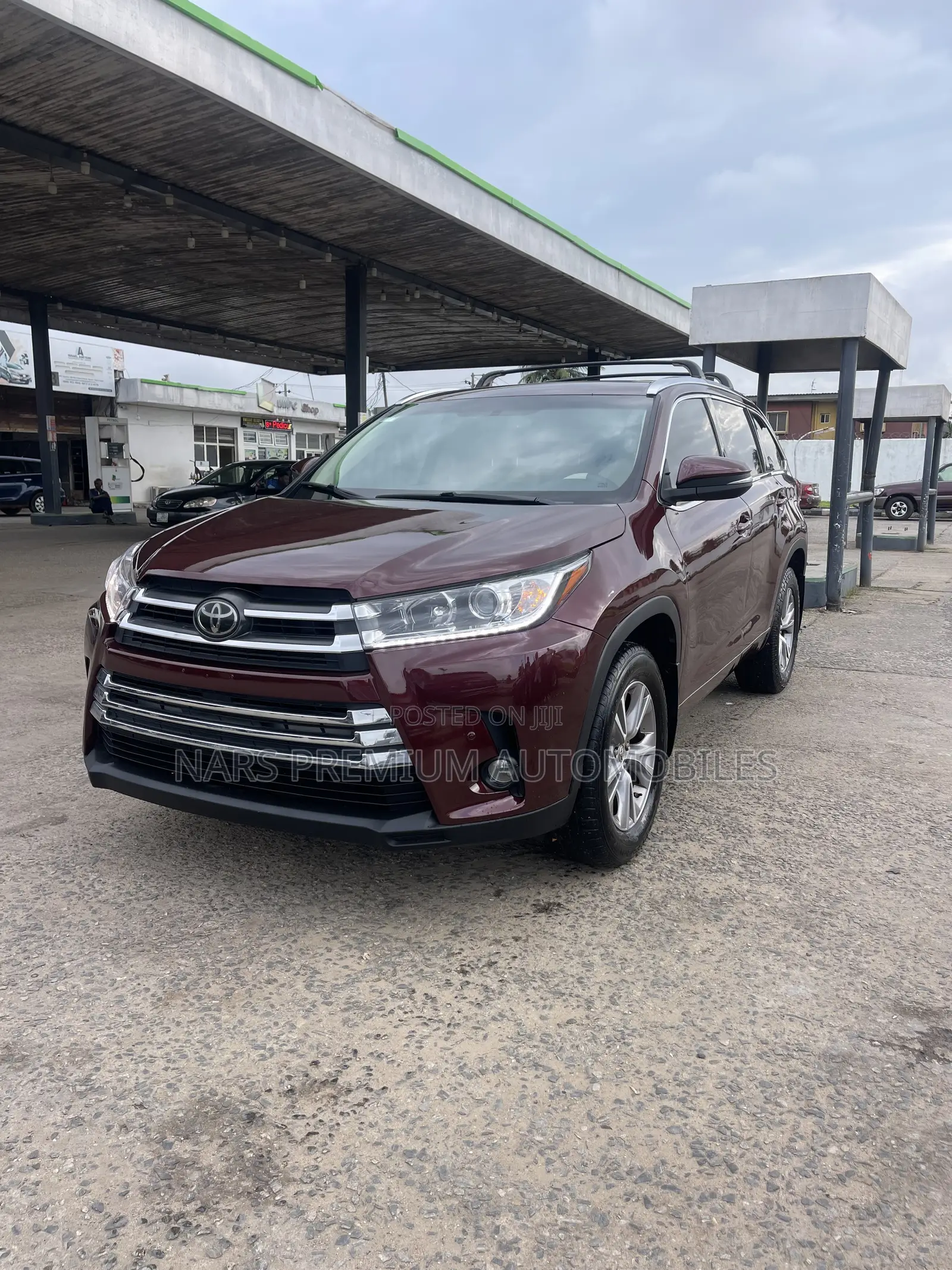 Toyota Highlander XLE 4dr SUV AWD (3.5L 6cyl 6A) 2014 Burgundy