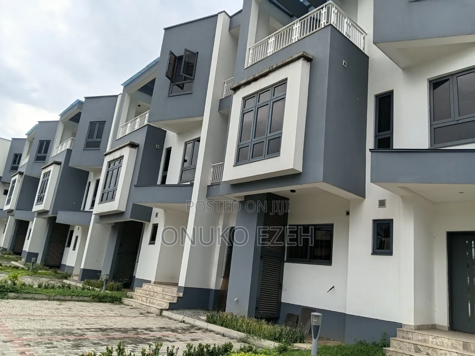 5bdrm Townhouse/Terrace in Royal, Wuse 2 for sale